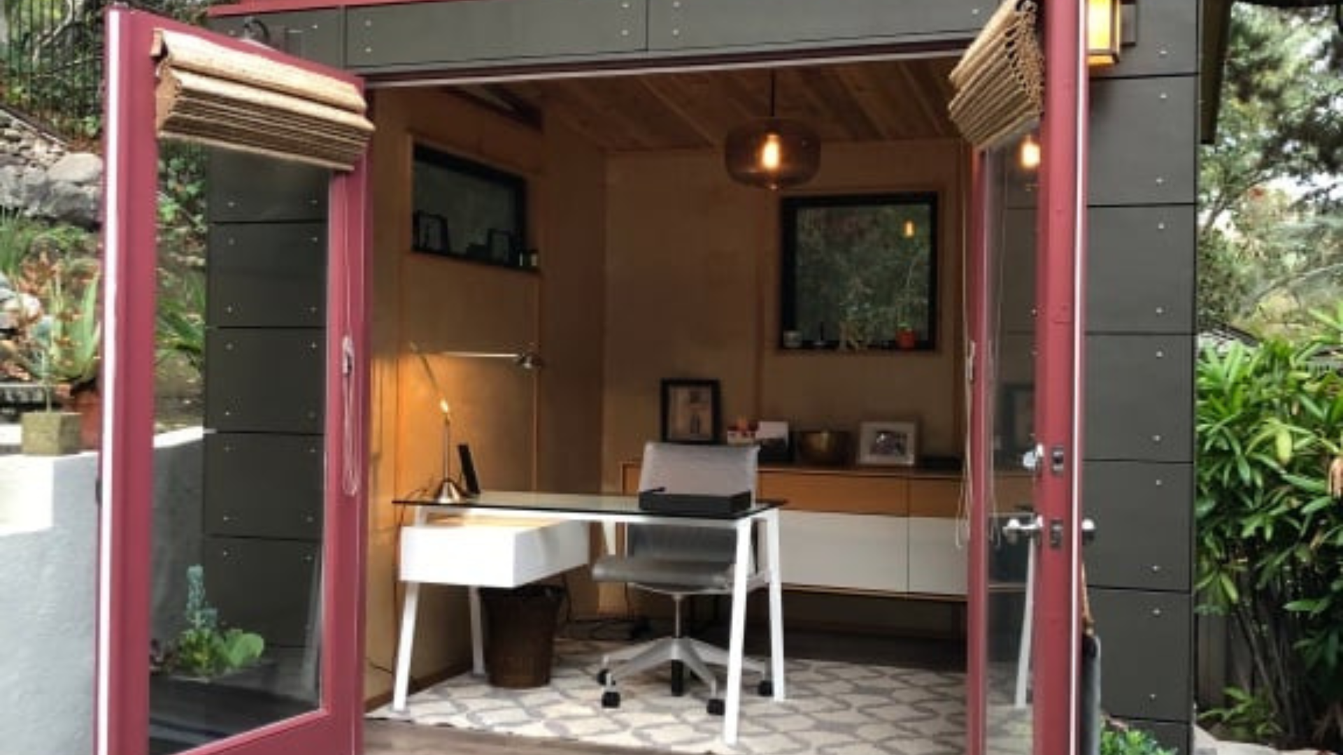Katherineβs One-Room Schoolhouse | Modern Shed